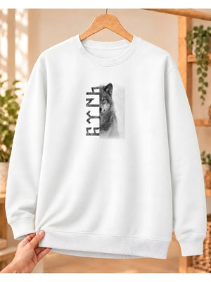 Mor Mürekkep Kadın Fotoğrafik Yarım Bozkurt ve Göktürk Yazısı Baskılı Bisiklet Yaka Sweatshirt - Beyaz
