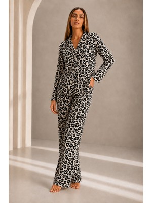 Fit Women Kadın Önden Düğmeli Uzun Kollu Alt Üst Leopar Pijama Takımı