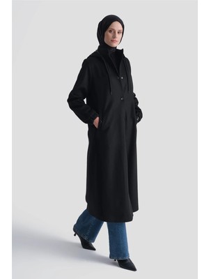 Armine Kapüşonlu Manto Siyah