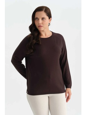 Selen Büyük Beden Raglan Kol Kayık Yaka Triko Bluz  /  Kahve