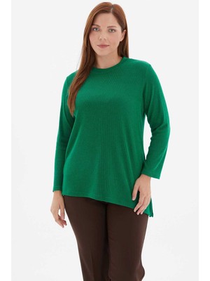 Selen Büyük Beden Eteği Asimetrik Triko Bluz  /  Yeşil