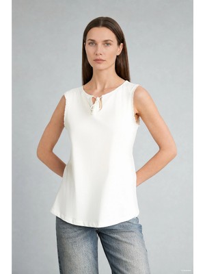 DeFacto %100 Pamuk Regular Fit Bisiklet Yaka Penye Ekru Bluz H5718AX26SM