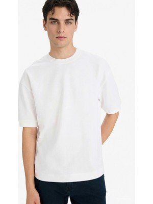 DeFacto Nefes Alabilir Loose Fit Bisiklet Yaka Kısa Kollu Ağır Kumaş Basic Tişört B4844AX26SP