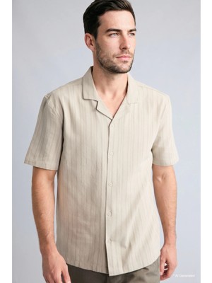 DeFacto %100 Pamuk Regular Fit Polo Yaka Kısa Kollu Gömlek H5633AX26SM