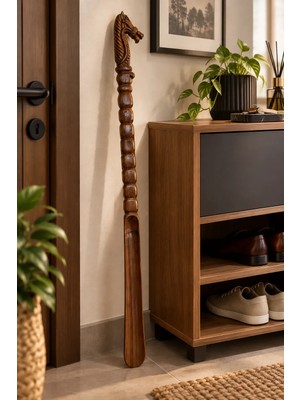 Aslanoyma Kısrak Model Ceviz Ahşap El Oyması Ayakkabı Çekeceği 75 cm