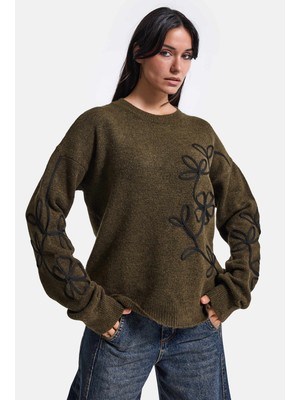 It's Basic Kadın Haki W6-15 Oversize Nakış Işlemeli Özel Tasarım Triko Kazak
