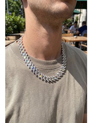 Hilera Gümüş Renk Zirkon Taşlı Cuba Zincir Model Erkek Kolye