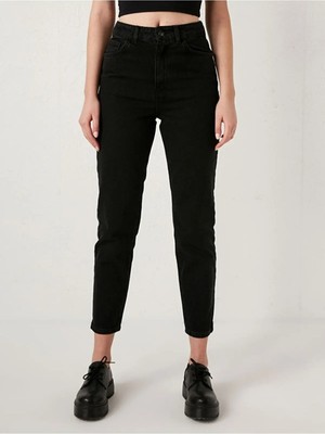 Beeke Solmaz Siyah Mom Kot Pantolon Likralı Yüksek Bel Siyah Mom Jeans Ekstra Rahat Black Mom