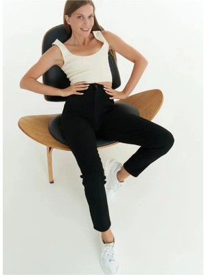 Beeke Blue Woops Siyah Mom Jeans Likralı Renk Atmaz