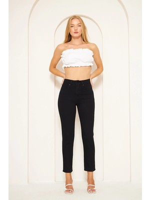 Kadın Solmayan Siyah Yüksek Bel Likralı Mom Jeans Beeke