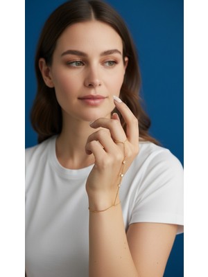 Fundéa Jewelry Kalp Zirkon Taşlı Çelik Gold Şahmeran El Zinciri Kadın Takı Aksesuar