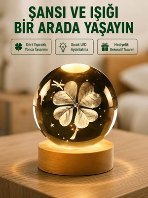 SBN - Store Yonca Figürlü Cam Küre USB Işıklı Ahşap Tabanlı Dekoratif Masa Lambası