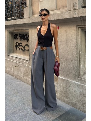 Bejna Kadın Kemer Detaylı Pileli Wide Leg Dokuma Pantolon