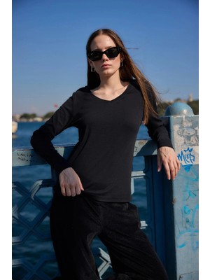 Defy's Kadın V Yaka Uzun Kollu Regular Fit Basic Tişört Siyah