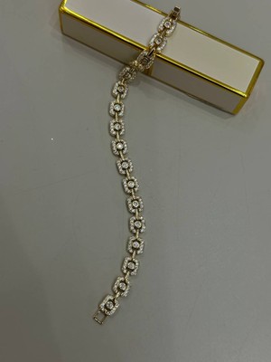 Esmeray Aksesuar Vip Çelik Gold Renk Zirkon Taşlı Tasarım Bileklik