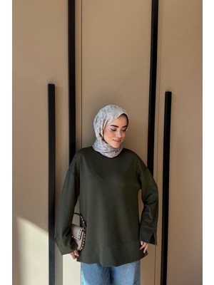 Düşük Omuzlu Geniş Kol Detaylı Tunik