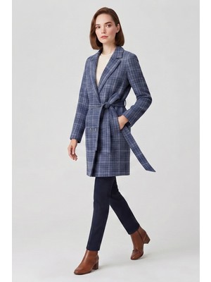 Kuşaklı ve Kruvaze Kapanışlı Tvüt Dokulu Blazer Ceket