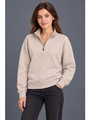Tarz Yeri Kadın Üç Iplik Içi Şardonlu Dik Yaka Yarım Fermuarlı Kışlık Sweatshirt - Bej