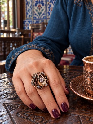 Nurnova 4169 Işık Rüzgârı – Damla Taşlı, Antik Bronz Tonlu Otantik Kadın Yüzük