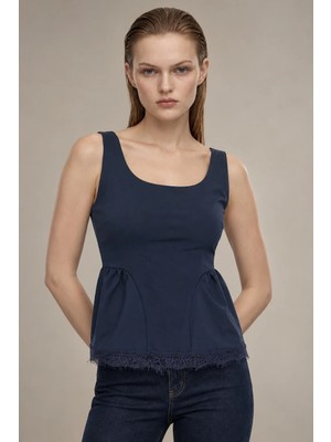 Hakke Askılı Peplum Kesim Kadın BLUZ