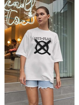 Buzagi Unisex Oversize Tişört Anti Flag Beyaz