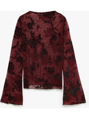 Koton Transparan Simli Tül Bluz Slim Fit Kayık Yaka Uzun Kollu Floral Dokulu