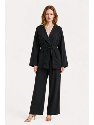 Hakke Oversize kesim blazer ceketli ikili takım