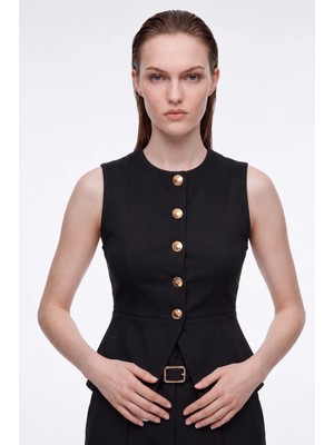 Hakke Fitted Peplum Detaylı Aksesuar Düğmeli Yelek