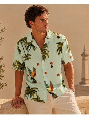 Can Moda Canmoda Erkek Açık Yeşil Tukan ve Palmiye Desenli Tropikal Kısa Kollu Gömlek