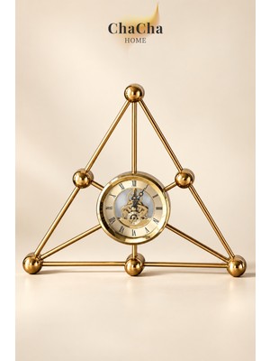 ChaCha Home Gold Üçgen Geometrik Metal Masa Saati 35x30 cm Dekoratif Roma Rakamlı Saat