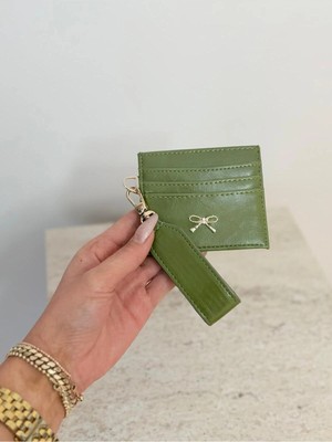 Laletto Bags Kadın Yeşil Fiyonk Detaylı Anahtarlıklı Parlak Suni Deri Kartlık