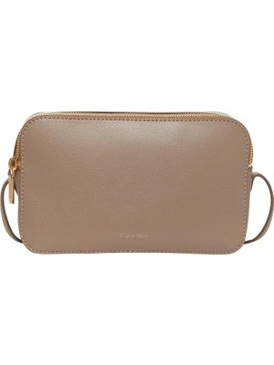 Kawin Cal Vin Klein Foıl Logo Elongated Camera Bag El Çantası Kadın