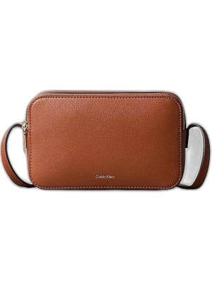 Kawin Cal Vin Klein Foıl Logo Elongated Camera Bag El Çantası Kadın