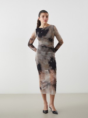 LC Waikiki Lcw Vision Karışık Bisiklet Yaka Batik Desenli Kadın Bodycon Elbise