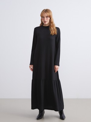 LC Waikiki Lcw Modest Siyah Dik Yaka Dokulu Katkat Elbise