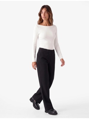 Koton Slim Fit Pamuklu Kayık Yaka Uzun Kollu Basic Tişört