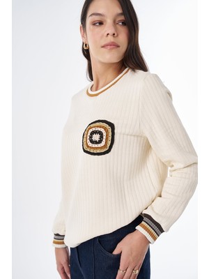 Kayra Motif Detaylı Sweatshirt 70019