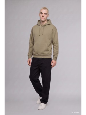 DeFacto Regular Fit Kapüşonlu İçi Yumuşak Tüylü Kanguru Cepli Basic Sweatshirt X8283AZ26AU