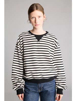 DeFacto Relax Fit Bisiklet Yaka Kalın Sweatshirt Kumaşı Sweatshirt I3337AX26WN