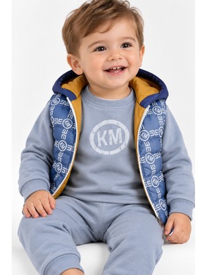 Minitix Erkek Bebek Geometrik Desenli 3 Parça Takım – Kapüşonlu Kapitone Yelek, Baskılı Sweatshirt ve Pantolon