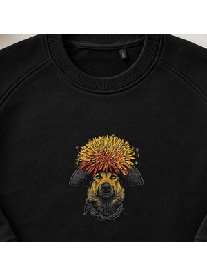 Çiçek Şapkalı Boho Köpek Nakışlı Bisiklet Yaka Sweatshirt Unisex
