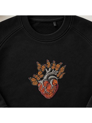 Kelebekli Anatomik Kalp Nakışlı Bisiklet Yaka Sweatshirt Unisex