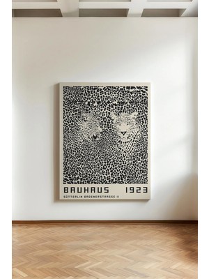 Kanvaspera Bauhaus 1923 Siyah Beyaz Leopar - Kanvas Tablo - Grafik Illüstrasyon, Salon ve Ofis, Duvar Dekoru