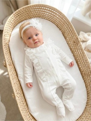 Bebila Baby Kız Bebek Mevlütlük Tulum Dantelli Bandanalı %100 Pamuklu Hastane Çıkışı Yenidoğan 2019