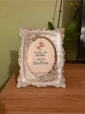 Hanlar Home Güllü Barok Dikdörtgen Fotoğraf Çerçevesi – Eskitme Gümüş / Şampanya (15X20 Cm)