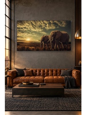 Fida Gün Batımında Savanda Yürüyen Iki Fil Canvas Tablo