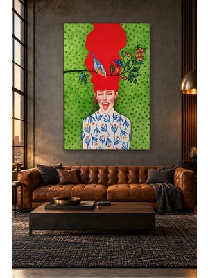 Fida Kızıl Saçlarında Kuş ve Dal Olan Gülen Kız Canvas Tablo