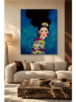 Fida Mavi Fonda Kabarık Siyah Saçlı Kadın Canvas Tablo