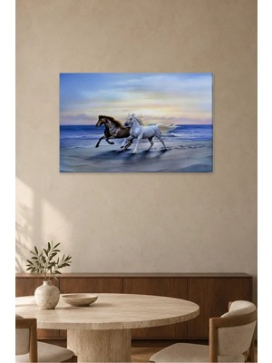 Fida Sahilde Koşan Siyah ve Beyaz At Canvas Tablo