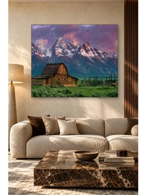 Fida Karlı Dağlar Önünde Ahşap Ambar Canvas Tablo